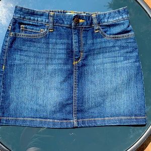 Denim jean skirt with adjustable waist